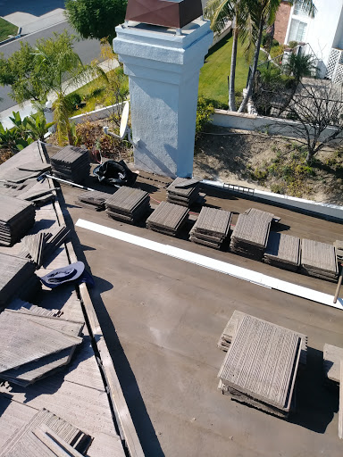 24/7 Roofing Solutions in La Puente, California