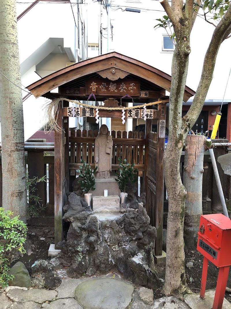 東灌森稲荷神社