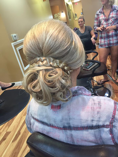 Beauty Salon «BonCiDello Salon & Spa», reviews and photos, 46877 Hayes Rd, Shelby Charter Township, MI 48315, USA