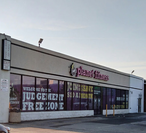 Gym «Planet Fitness», reviews and photos, 200 Glen Cove Rd, Carle Place, NY 11514, USA