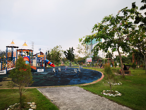 Metropolitan Batu Park