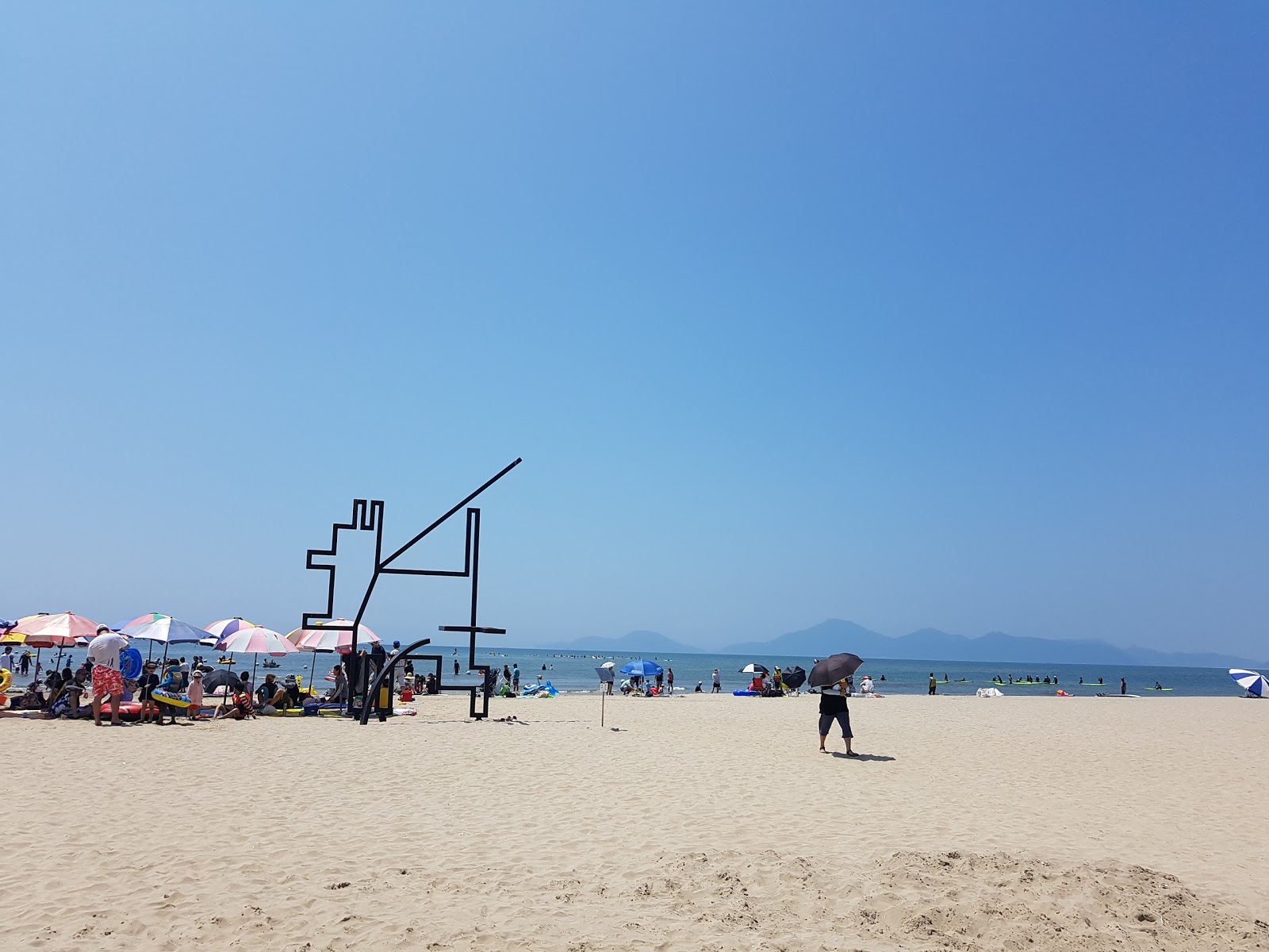 Fotografie cu Dadaepo Beach cu nivelul de curățenie înalt