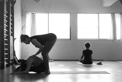 Laura Lebedinsky Ashtanga Yoga