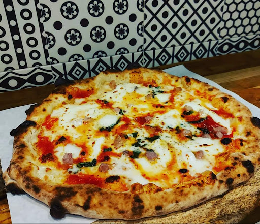 Da Maurizio - Saltimbocca e Pizzeria in Mercato San Severino, Provincia di Salerno