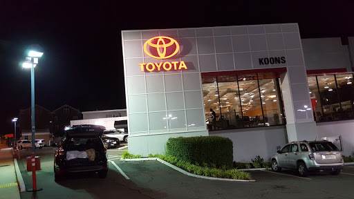 Toyota Dealer «Koons Arlington Toyota», reviews and photos, 4045 Lee Hwy, Arlington, VA 22207, USA