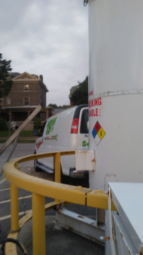 Truck Rental Agency «U-Haul Moving & Storage at Main St», reviews and photos, 1206 N Main St, Bloomington, IL 61701, USA