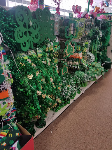 Dollar Store «Dollar Tree», reviews and photos, 8653 Columbus Pike, Lewis Center, OH 43035, USA