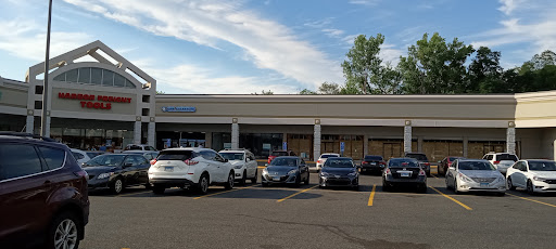 Shopping Mall «Tri-City Plaza Shopping Center», reviews and photos, 35 Talcottville Rd, Vernon, CT 06066, USA