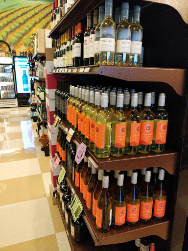 Liquor Store «Macys Liquors», reviews and photos, 1093 Lexington St, Waltham, MA 02451, USA