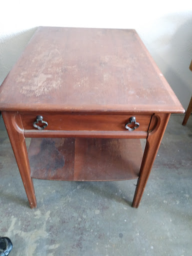 Home Goods Store «Paws & Claws Thrift Store», reviews and photos, 132 E Broad St, Groveland, FL 34736, USA