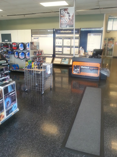 Auto Repair Shop «Sears Auto Center», reviews and photos, 100 N Dartmouth Mall, Dartmouth, MA 02747, USA