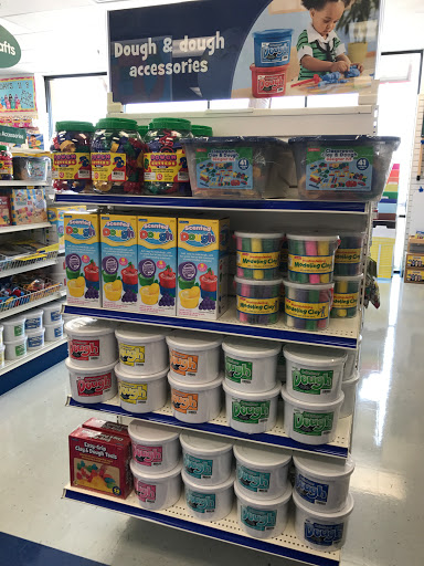 Educational Supply Store «Lakeshore Learning Store», reviews and photos, 5670 Antioch Rd, Merriam, KS 66202, USA