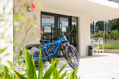 TOUR'RENT BIKE - LOCATION ET LIVRAISON DE VELOS ELECTRIQUES, VELO DE ROUTE, TROTTINETTES TOUT TERRAIN à Vence