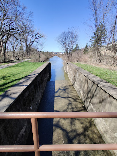 Ohio to Erie Trail, Lock 40 Ohio & Erie Canal Reservation