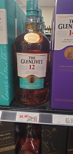 Shopping Mall «Woodrow Shopping Plaza», reviews and photos, 655 Rossville Ave, Staten Island, NY 10309, USA