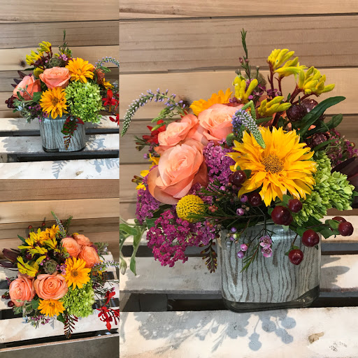 Florist «Flowers by Zsuzsana», reviews and photos, 21300 NW Cornell Rd #1201, Hillsboro, OR 97124, USA