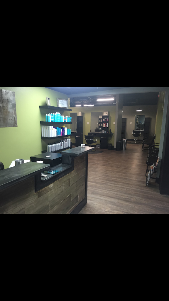 Devine Dimensions Salon & Spa 77627