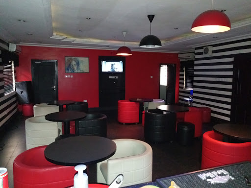 Backyard Lounge, phase 1, 25 Tombia St, Rurome-Rezigbu 500272, Port Harcourt, Nigeria, Chicken Wings Restaurant, state Rivers