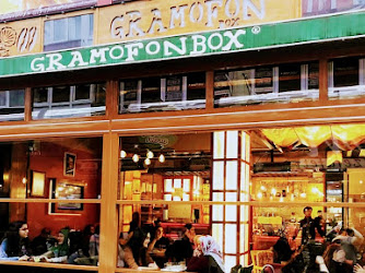 GRAMOFON BOX CAFE