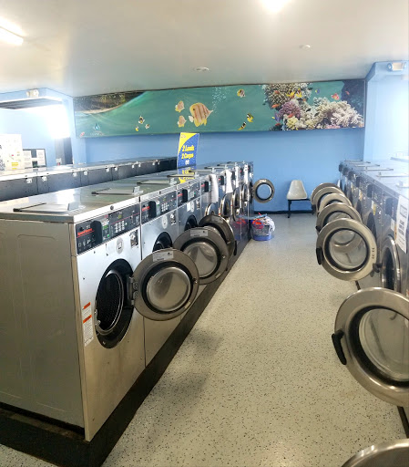 Laundromat «Laundromart North Fort Myers», reviews and photos, 216 Pondella Rd, North Fort Myers, FL 33903, USA