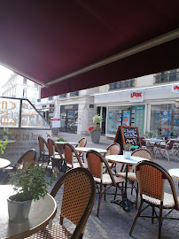 Atmosphère du Restaurant Café des Bains à Aix-les-Bains - n°9
