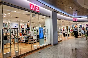 UNIQLO Waterway Point (Same Day Click & Collect) image