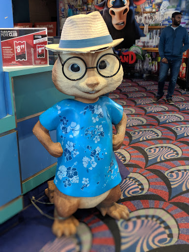 Movie Theater «Rave Motion Pictures Milford 16», reviews and photos, 500 Rivers Edge Dr, Milford, OH 45150, USA