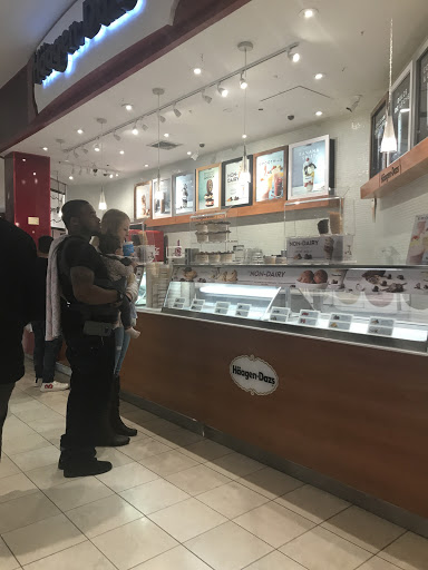 Ice Cream Shop «Häagen-Dazs® Ice Cream Shop», reviews and photos, 160 N Gulph Rd #1126, King of Prussia, PA 19406, USA
