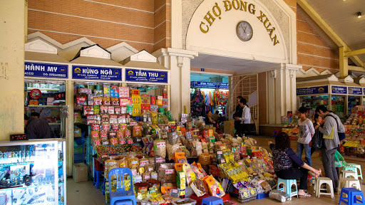 Mineral shops in Hanoi
