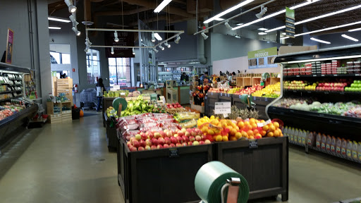 Grocery Store «Lakewinds Food Co-op», reviews and photos, 435 Pond Promenade, Chanhassen, MN 55317, USA