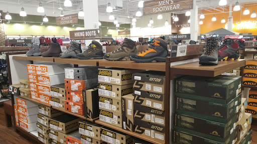 Outdoor Sports Store «Sierra Trading Post», reviews and photos, 215 N Maple Rd Unit 1F, Ann Arbor, MI 48103, USA