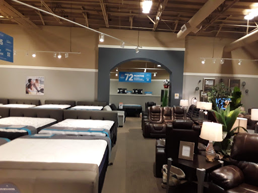 Furniture Store «Ashley HomeStore», reviews and photos, 7502 N Blackstone Ave, Fresno, CA 93720, USA