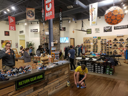 Rock Climbing «Planet Rock Climbing Gym», reviews and photos, 1103 W 13 Mile Rd, Madison Heights, MI 48071, USA