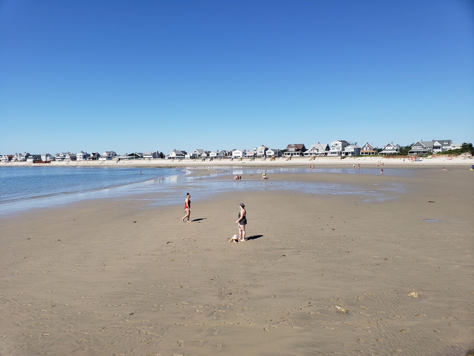 Green Harbor beach的照片 带有碧绿色纯水表面