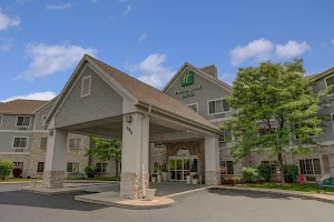 Holiday Inn & Suites Milwaukee Airport, an IHG Hotel image