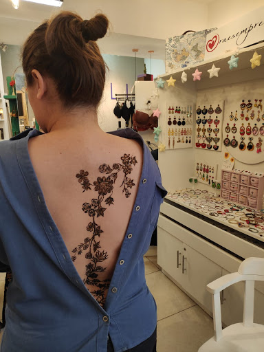 Henna tattoo by Natalie Balt