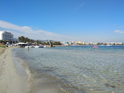 Foto von Playa es Pouet mit geräumige bucht