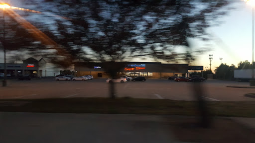 Thrift Store «Goodwill Super Store», reviews and photos, 825 W Pipeline Rd, Hurst, TX 76053, USA