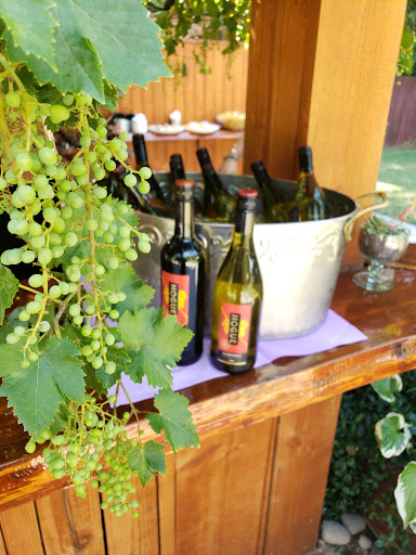 Caterer «Bates Steak House & Catering», reviews and photos, 433 E Broadway, Eugene, OR 97401, USA