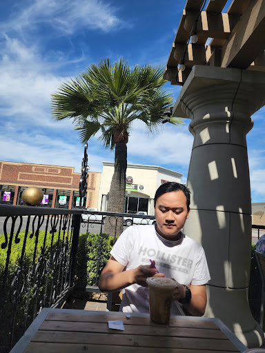 Coffee Shop «The Coffee Bean & Tea Leaf», reviews and photos, 528 Orange St, Redlands, CA 92374, USA