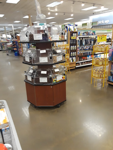 Grocery Store «Kroger», reviews and photos, 110 Dover Crossing Rd, Clarksville, TN 37042, USA