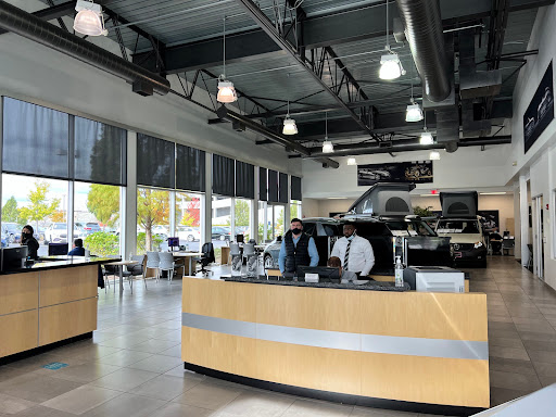 Mercedes Benz Dealer «Mercedes-Benz of Westmont», reviews and photos, 200 E Ogden Ave, Westmont, IL 60559, USA