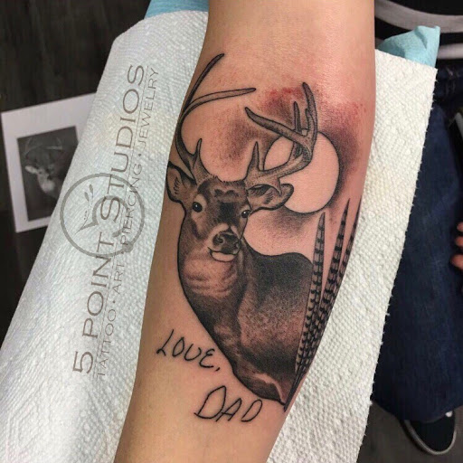 Tattoo Shop «5 Point Studios», reviews and photos, 1800 NW 86th St, Clive, IA 50325, USA