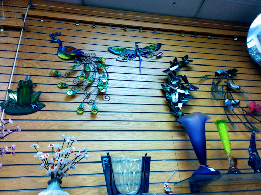 Gift Shop «Quilts Unlimited/ J. Fenton Gifts», reviews and photos, 118 E Main St, Charlottesville, VA 22902, USA