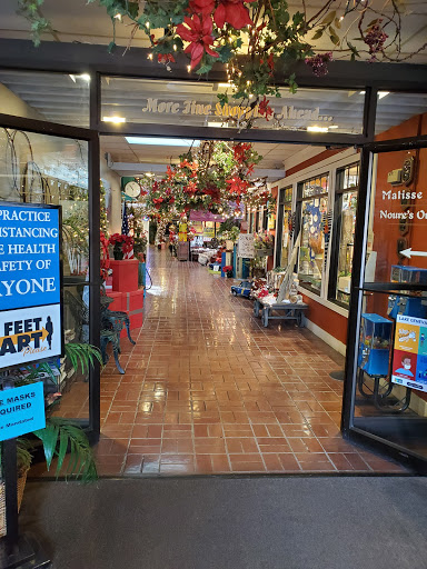 Shopping Mall «Fancy Fair Mall», reviews and photos, 830 W Main St, Lake Geneva, WI 53147, USA