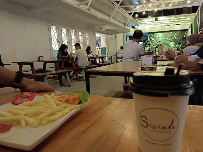 Sewindu Cafe & Resto