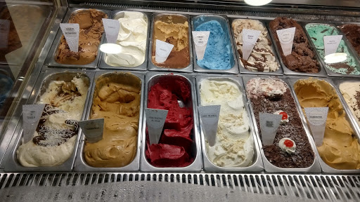 Rapanui - Ice cream shop,Breakfast restaurant,Cafe,Chocolate artisan,Chocolate cafe,Chocolate shop,Ice skating rink,Tourist attraction en San Carlos de Bariloche