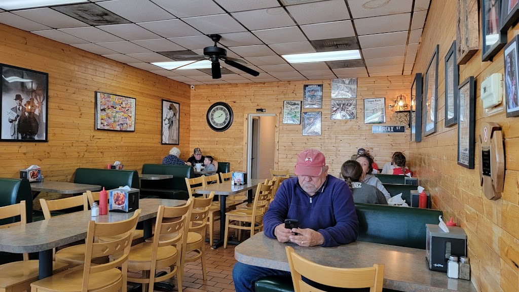 Harvey's Family Restaurant 76367