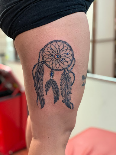 Tattoo Shop «studio 316 Tattoo & Body Piercing», reviews and photos, 84-22 Roosevelt Ave, Jackson Heights, NY 11372, USA