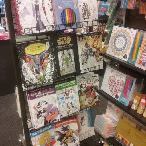 Book Store «Books-A-Million», reviews and photos, 4125 S Cleveland Ave #1200, Fort Myers, FL 33901, USA